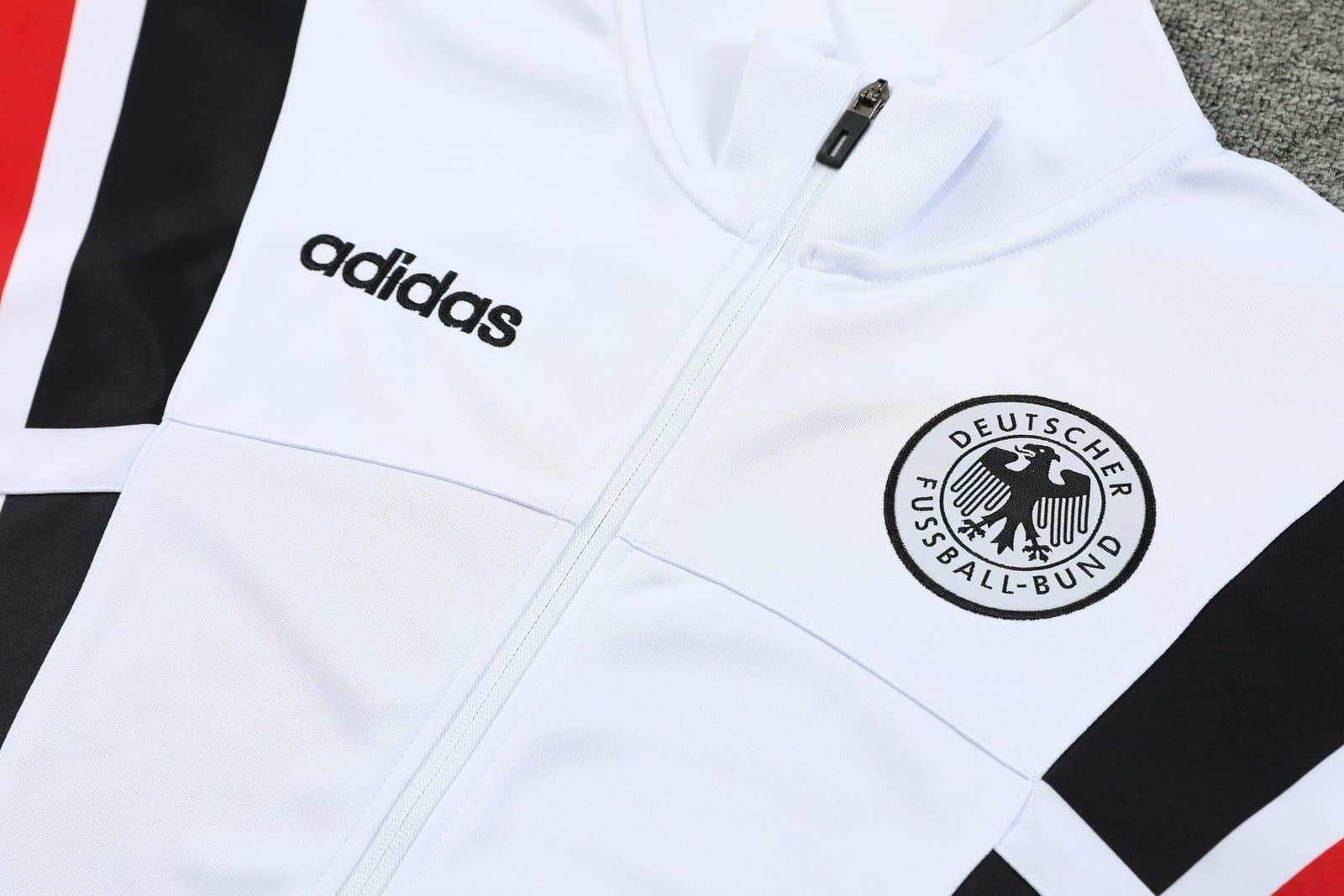 Alemania Retro 2024 Chándal — detalle