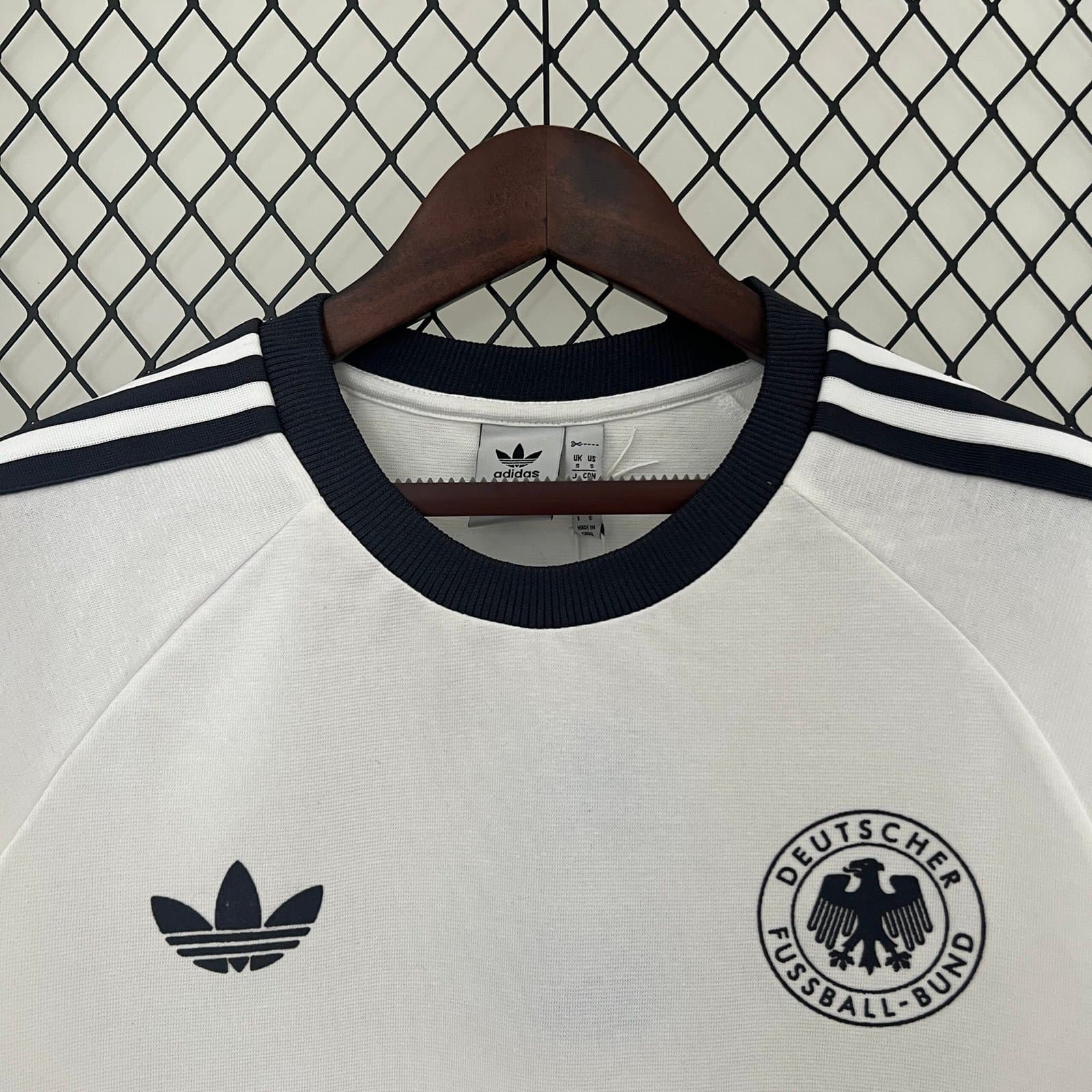 Alemania Ed. Especial Retro 2 — vista trasera