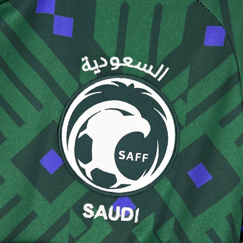 Arabia Saudí 2026 1a Eq. — vista trasera