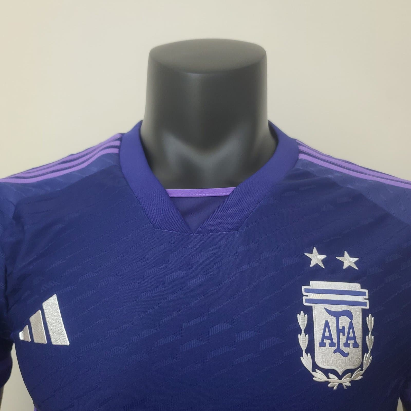 Argentina 2 Estrellas Qatar 2022 2a Eq. (Ed. Jugador) — vista trasera