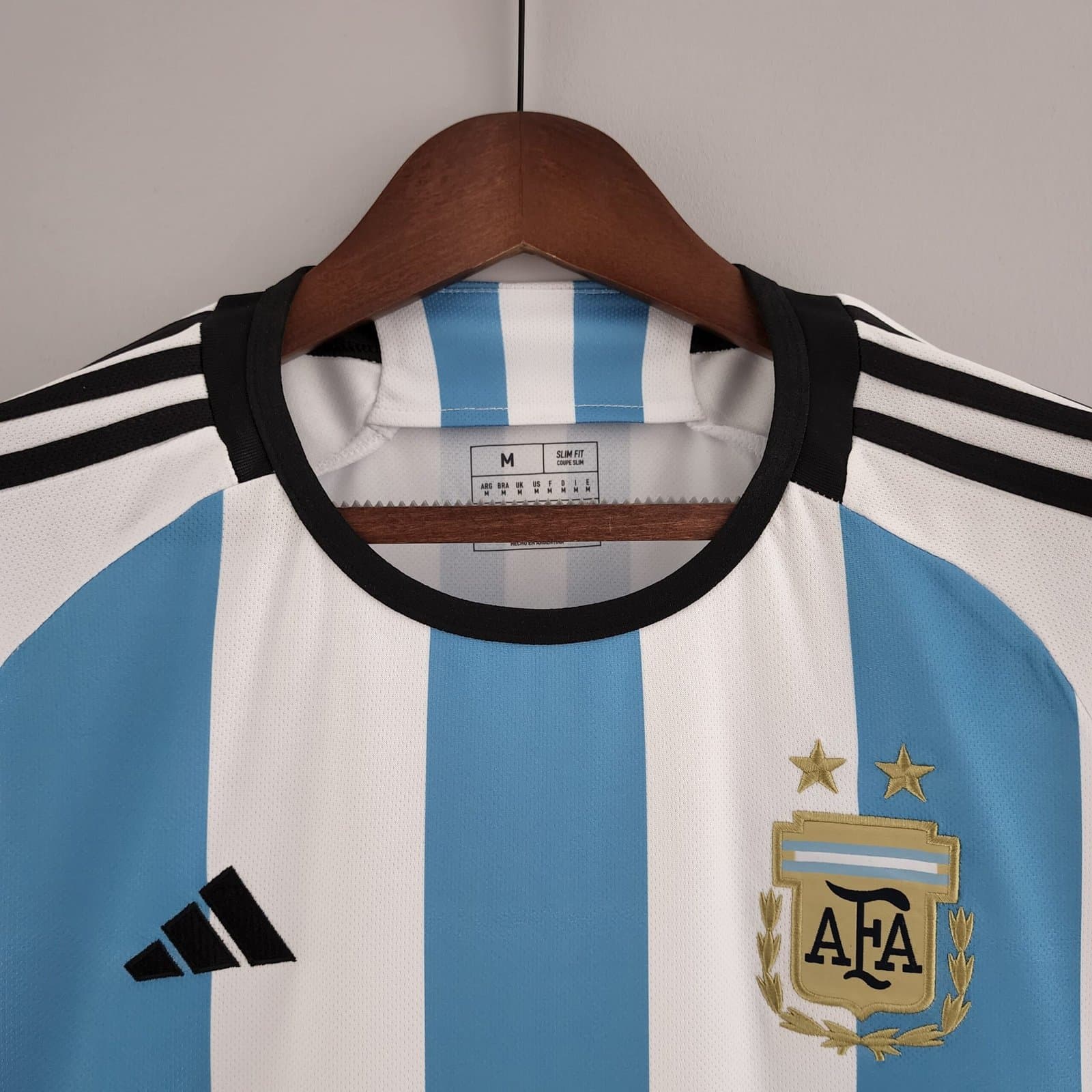 Argentina 2 Estrellas Qatar 2022 1a Eq. — vista trasera