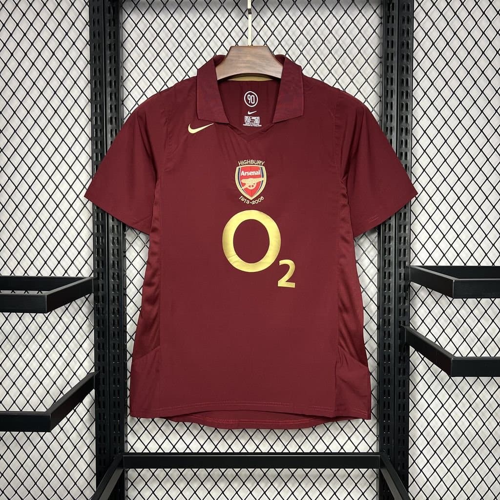 Arsenal 2005/06 1a Eq. — vista frontal
