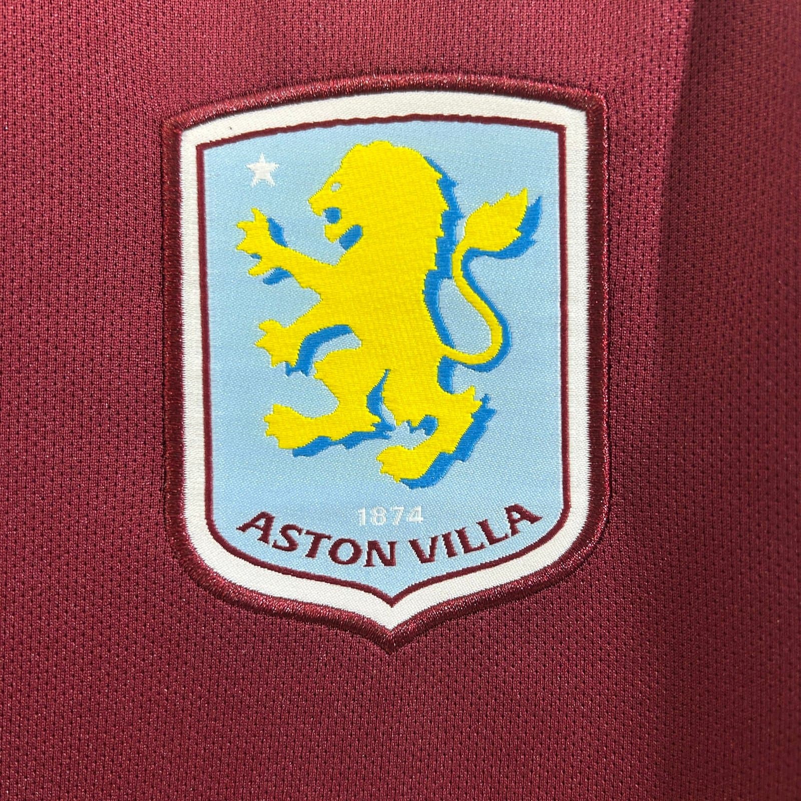 Aston Villa 2025/26 1a Eq. — detalle
