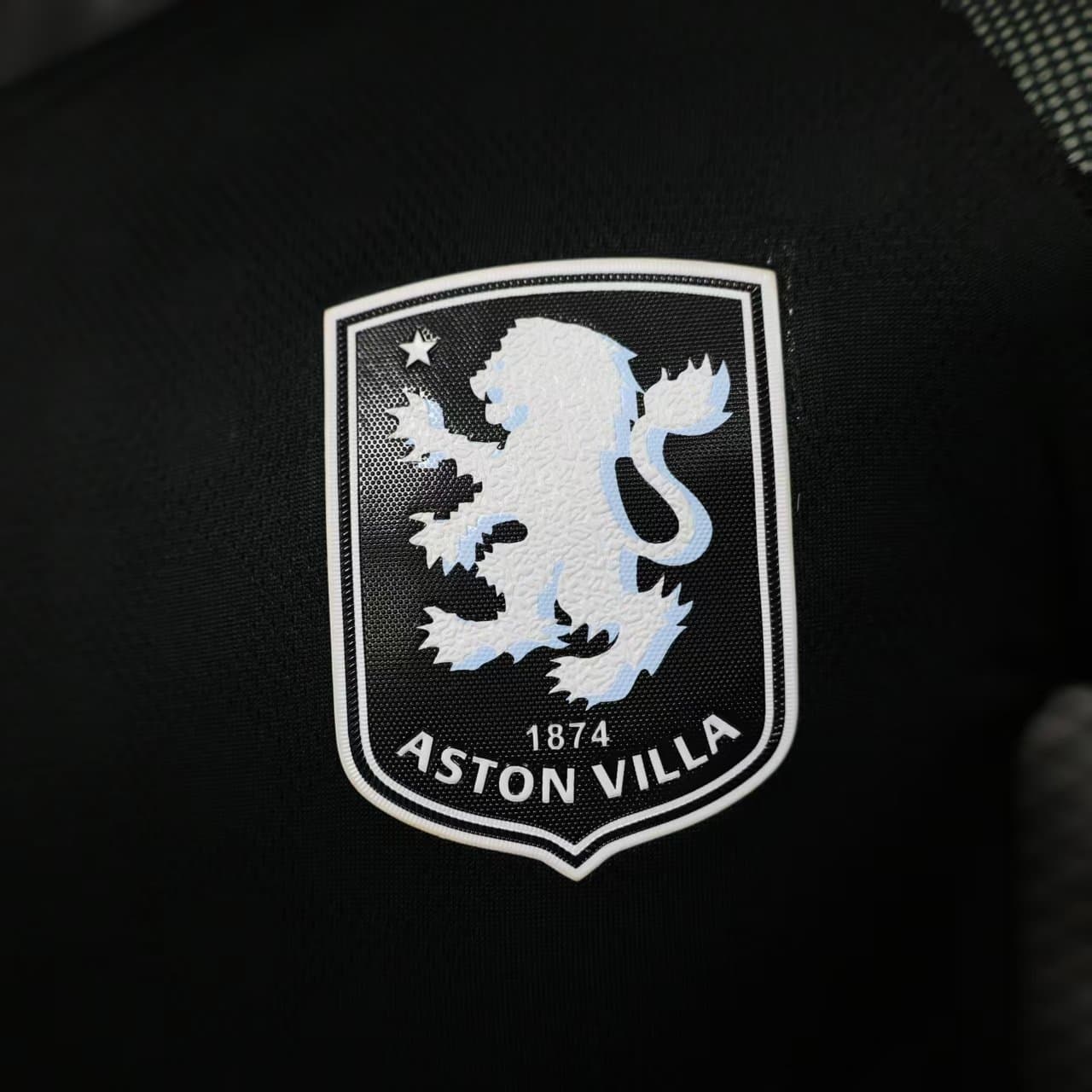 Aston Villa 2025/26 2a Eq. (Ed. Jugador) — detalle