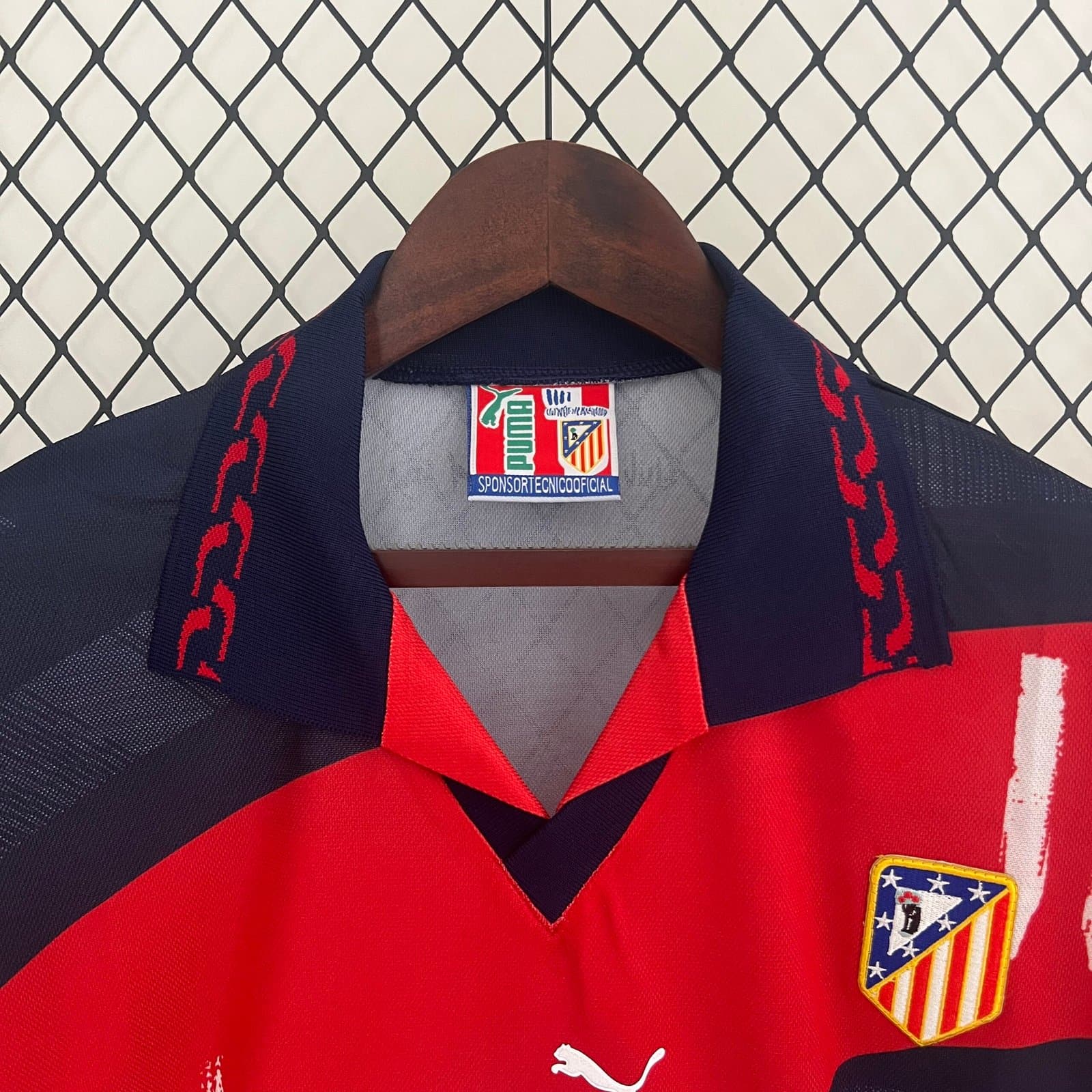 Atlético de Madrid 1996/97 2a Eq. — vista trasera