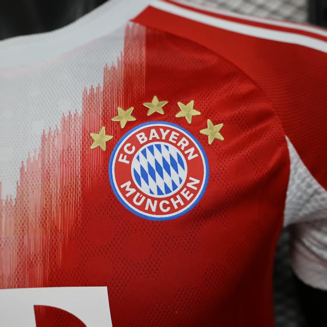 Bayern Múnich 2025/26 1a Eq. (Ed. Jugador) — detalle