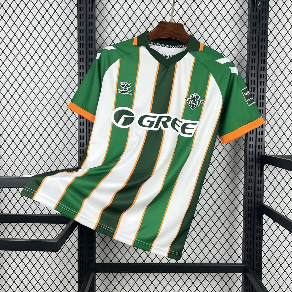 Real Betis 2025/26 Ed Especial Forever Green — vista frontal