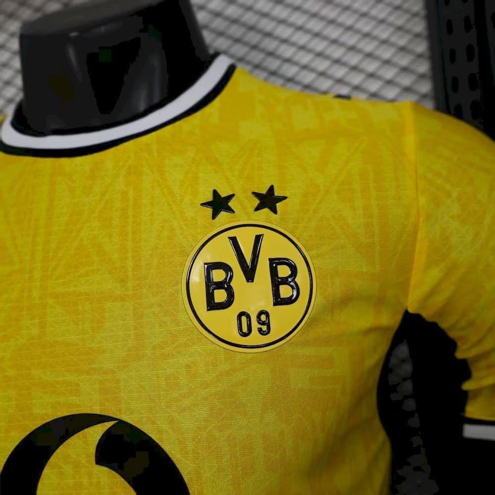 Borussia Dortmund 2026/27 1a Eq. (Ed. Jugador) — detalle