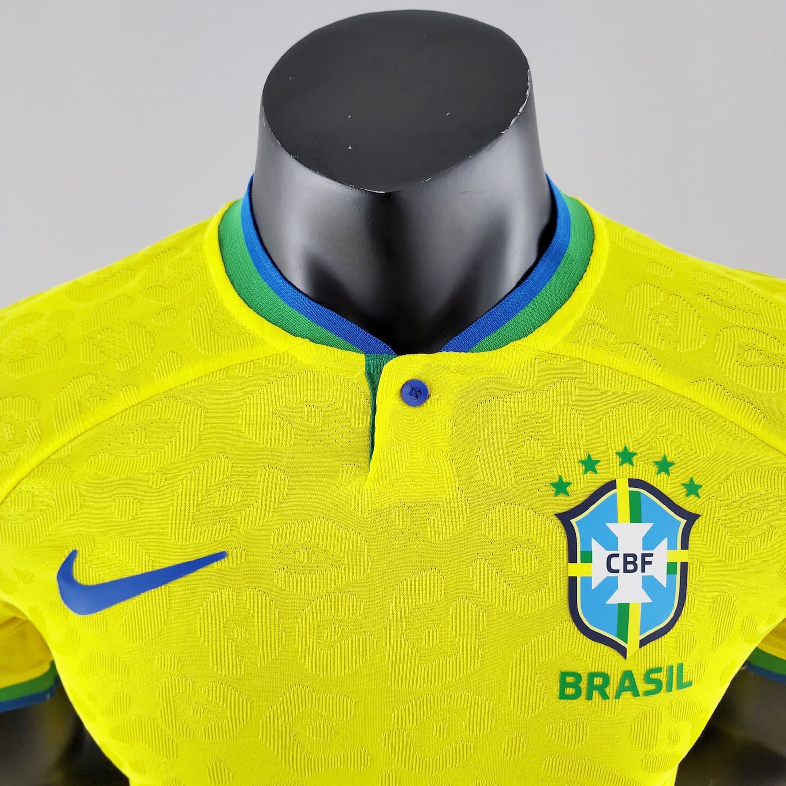 Brasil Qatar 2022 1a Eq. (Ed. Jugador) — vista trasera