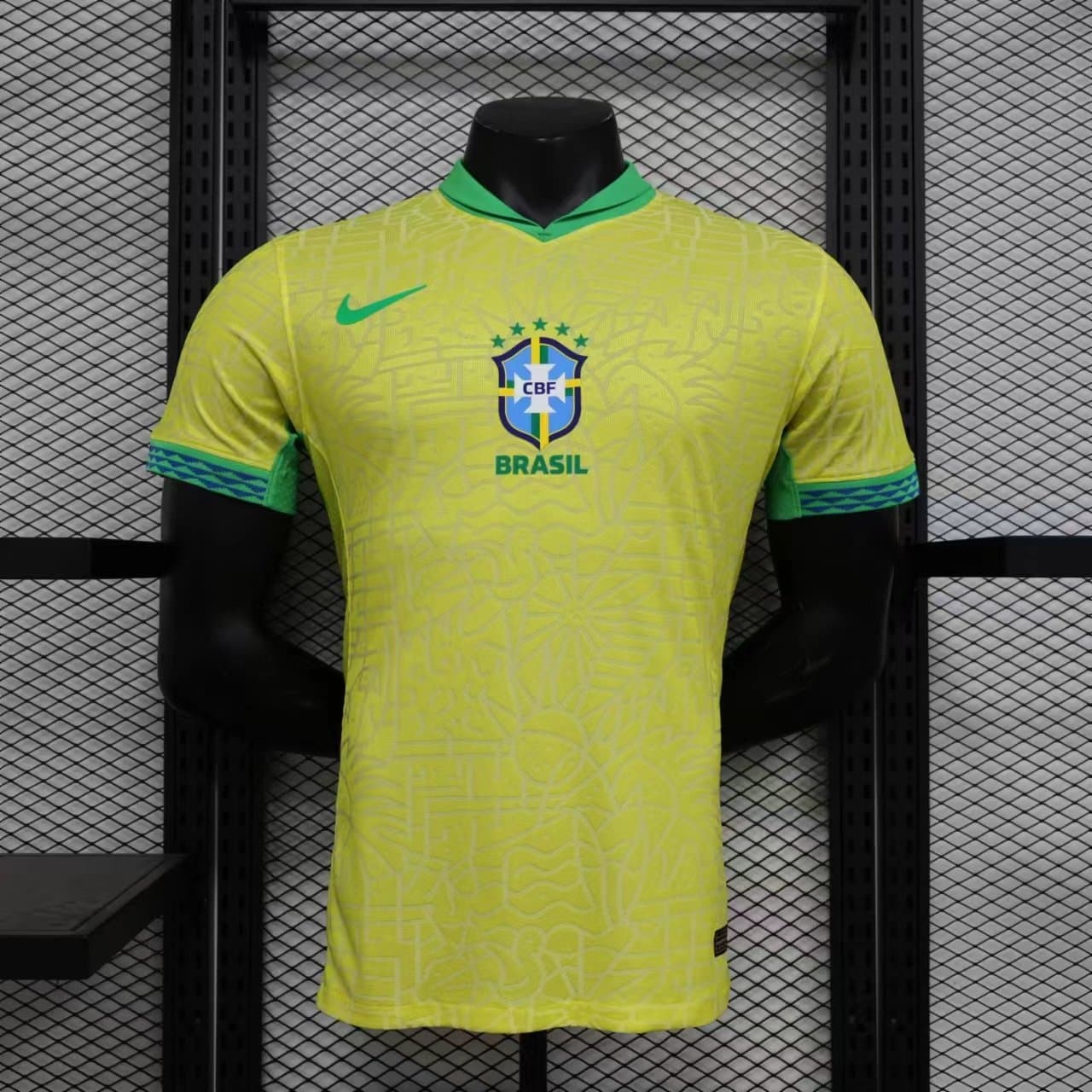 Brasil 2024 1a Eq. (Ed. Jugador) — vista frontal
