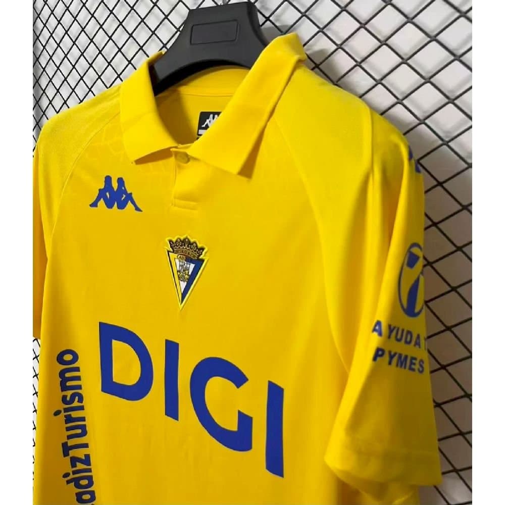 Cádiz 2026/27 1a Eq. — vista trasera