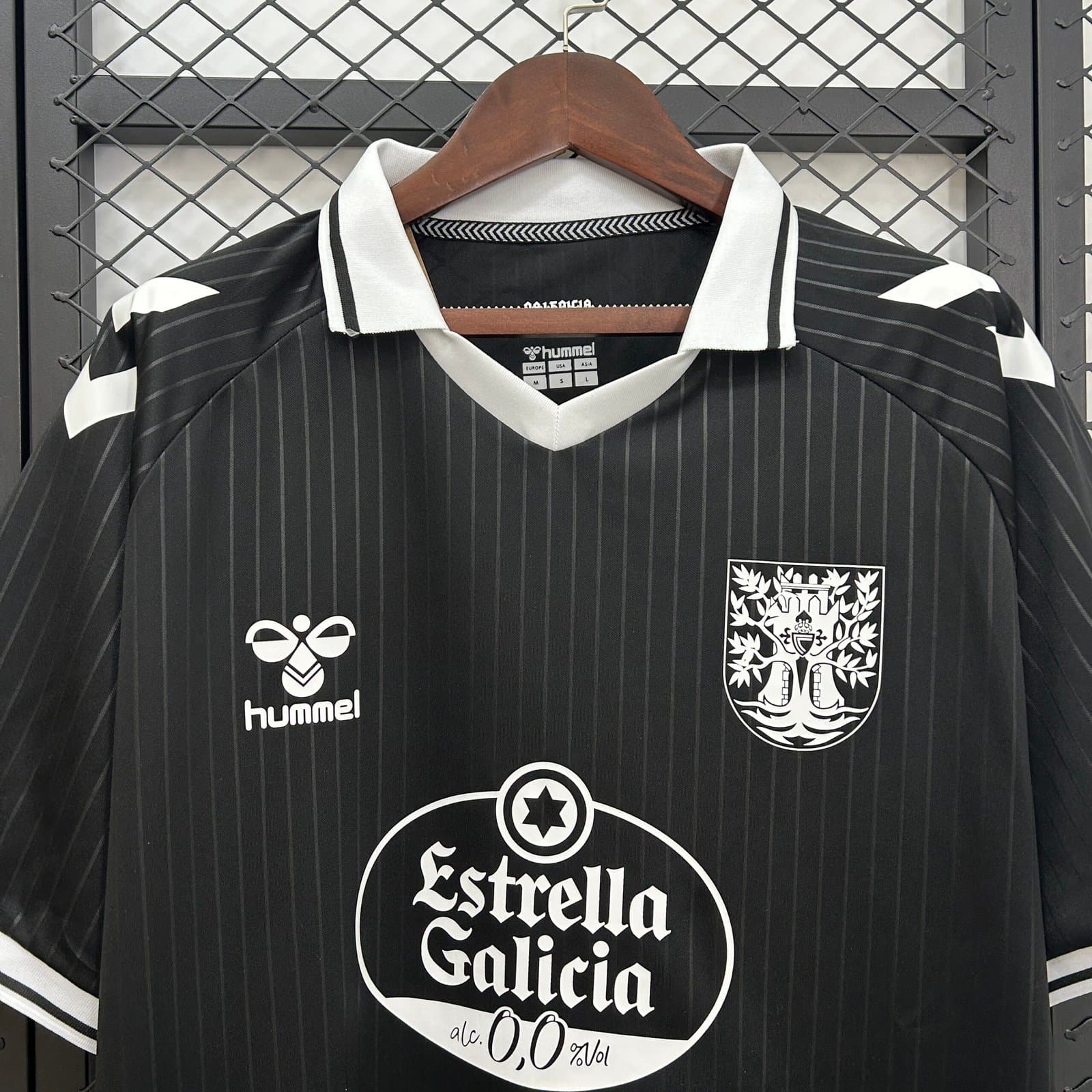 Celta de Vigo Ed. Especial 100 Aniversario 1a Eq. — vista trasera