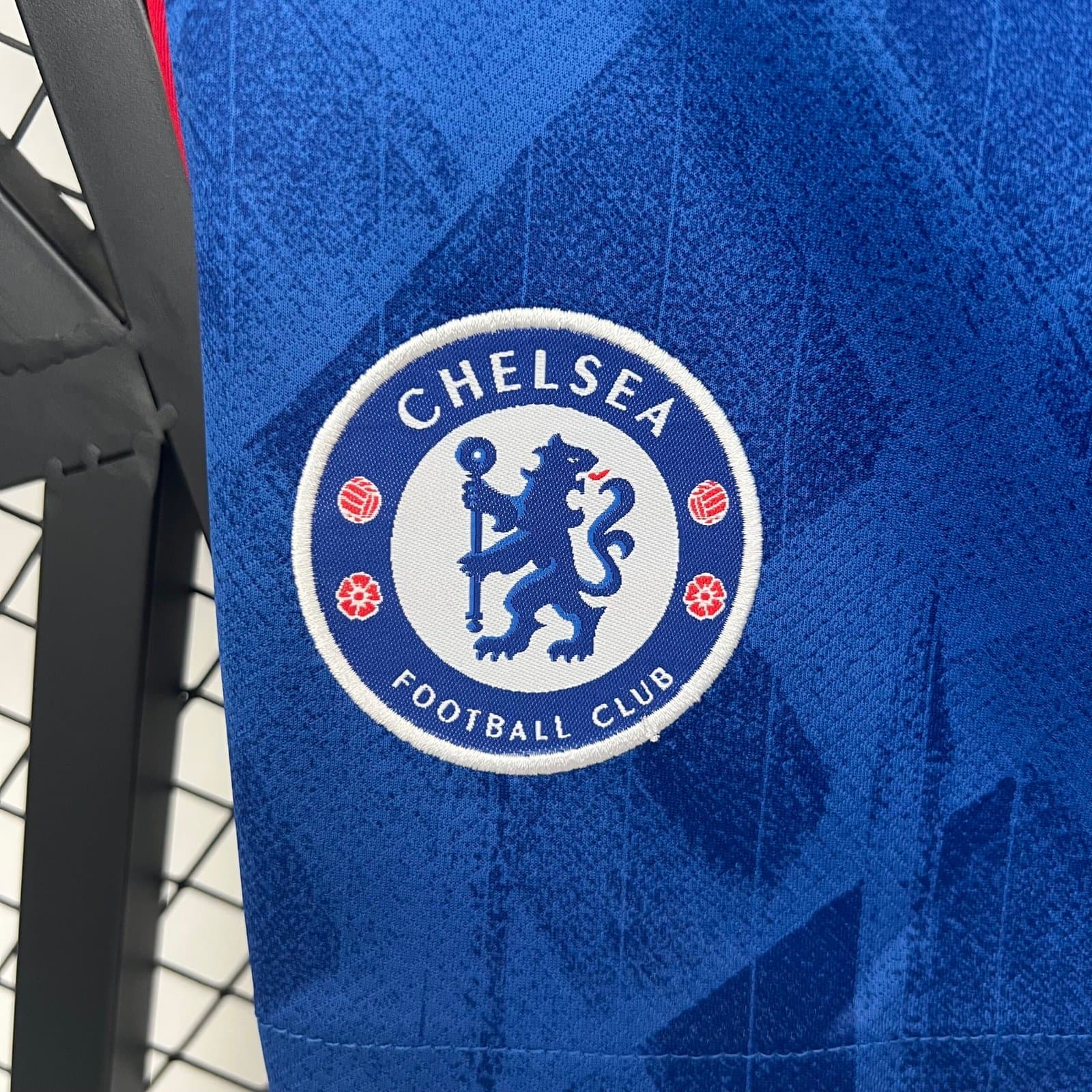 Chelsea 2025/26 Pantalón 1ª Eq. — vista trasera
