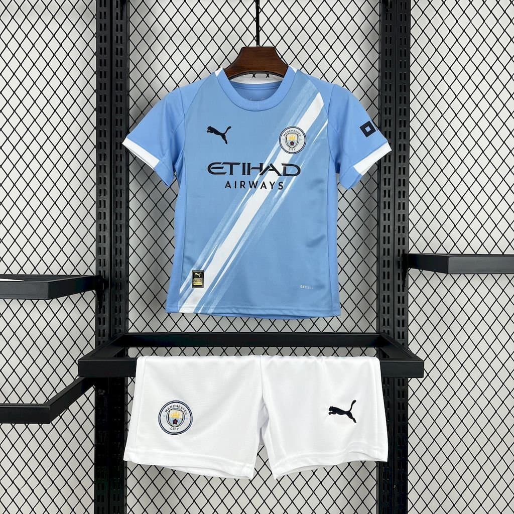Man. City 2025/26 1a Eq. Niño — vista frontal