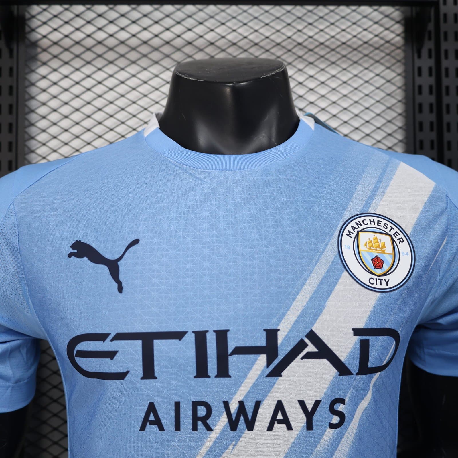 Man. City 2025/26 1a Eq. (Ed. Jugador) — vista trasera