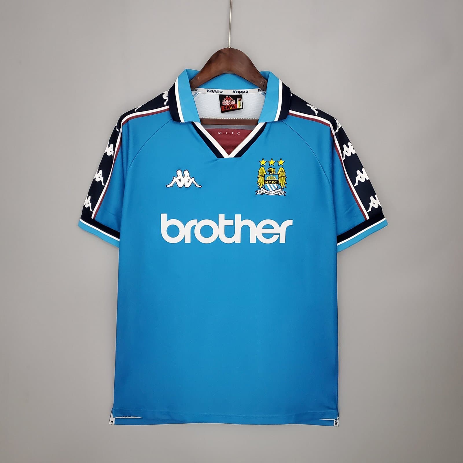 Man. City 1997/99 1a Eq. — vista frontal