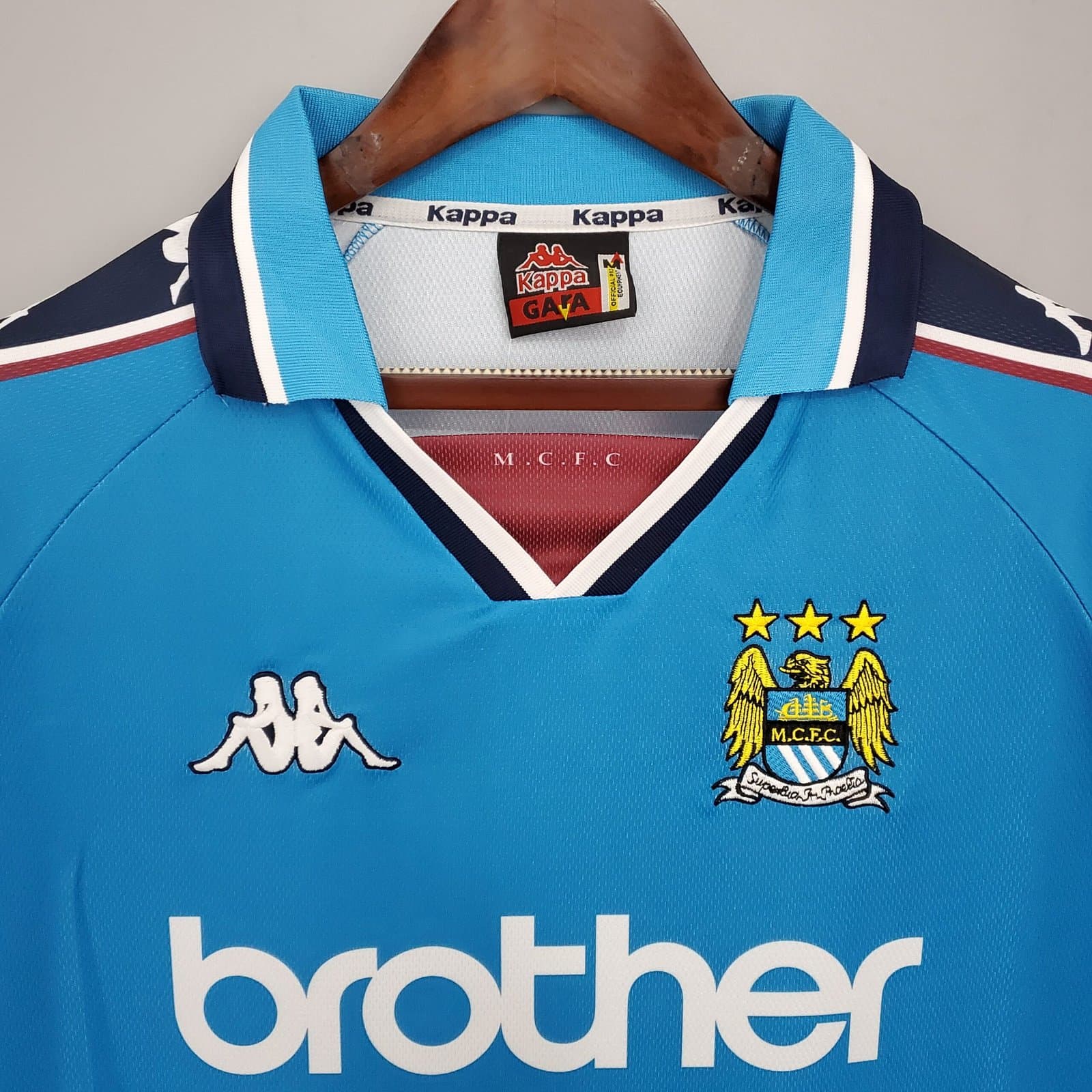 Man. City 1997/99 1a Eq. — vista trasera