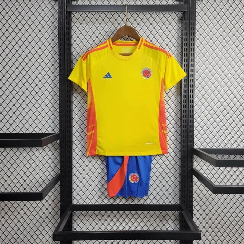 Colombia 2024 Niño 1ª Eq. — vista frontal