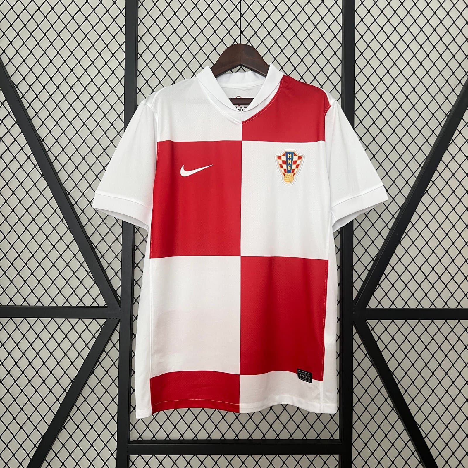 Croacia 2024 1a Eq. — vista frontal