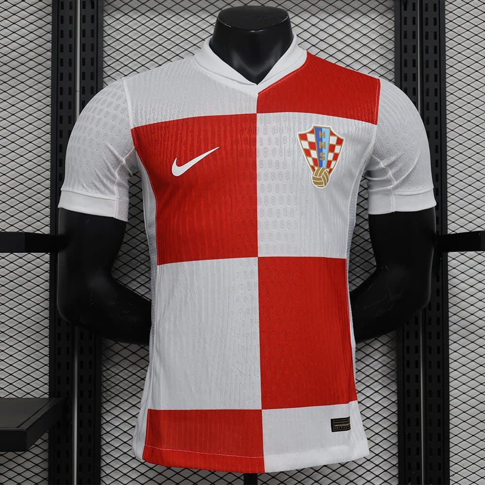 Croacia 2024 1a Eq. (Ed. Jugador) — vista frontal