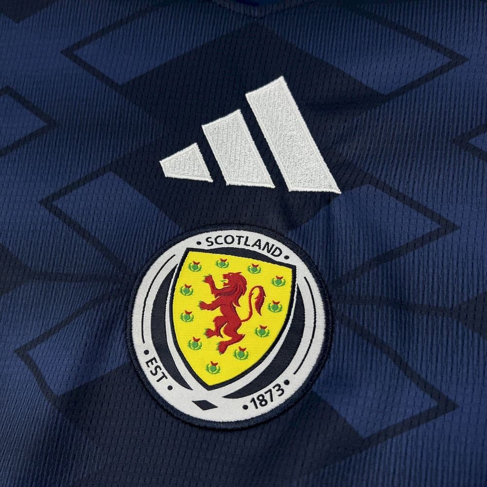 Escocia 2026 1a Eq. — vista trasera