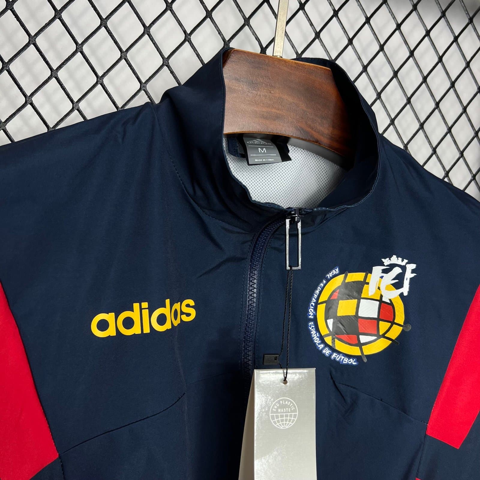 España 2024 Chaqueta — vista trasera