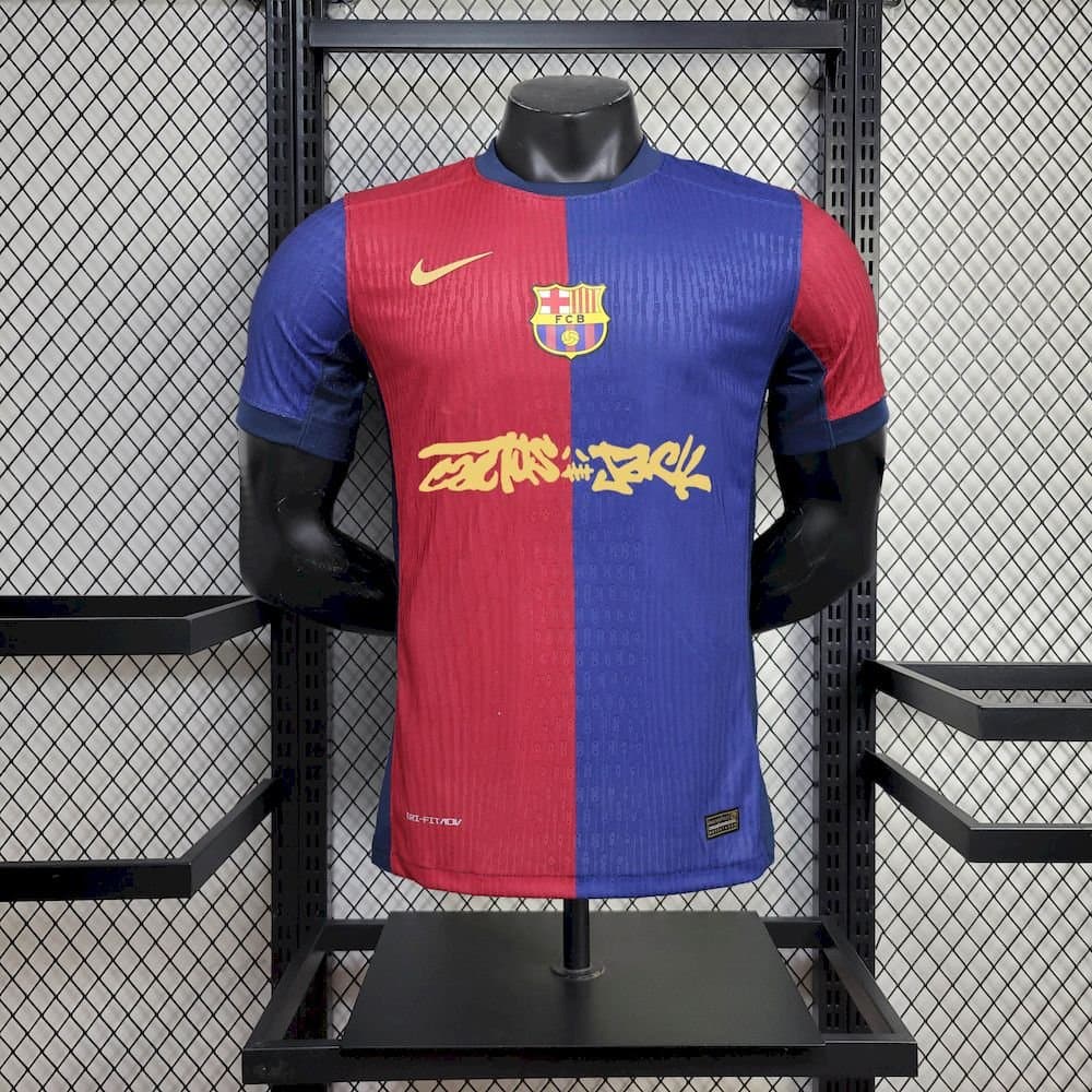 FC Barcelona 2024/25 1a Eq. Ed. Travis Scott (Ed. Jugador) — vista frontal