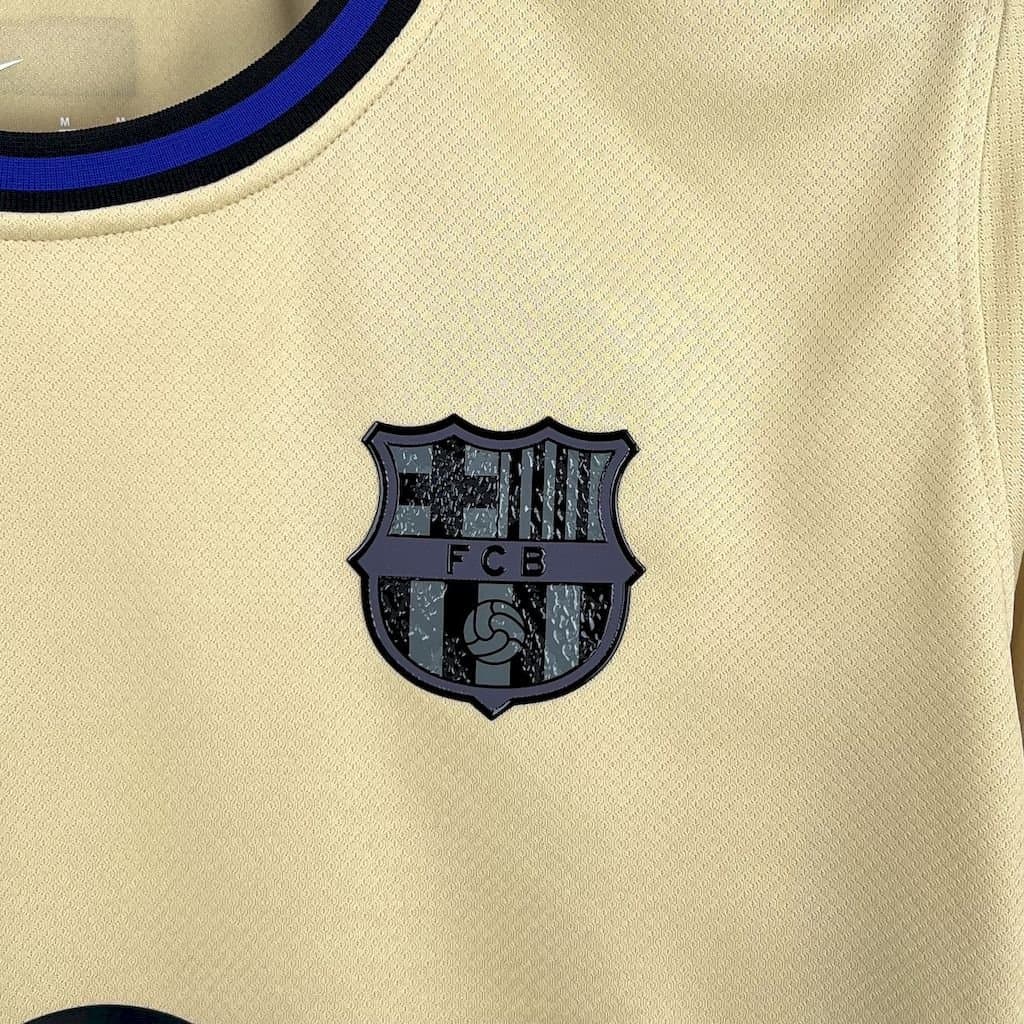 FC Barcelona 2025/26 2a Eq. — vista trasera