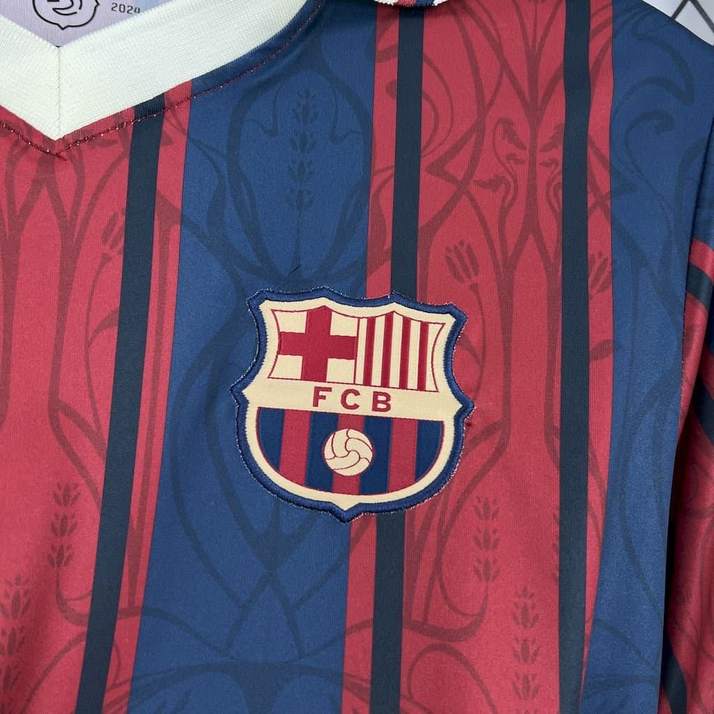 FC Barcelona 2025/26 Ed. Especial Modernismo — vista trasera