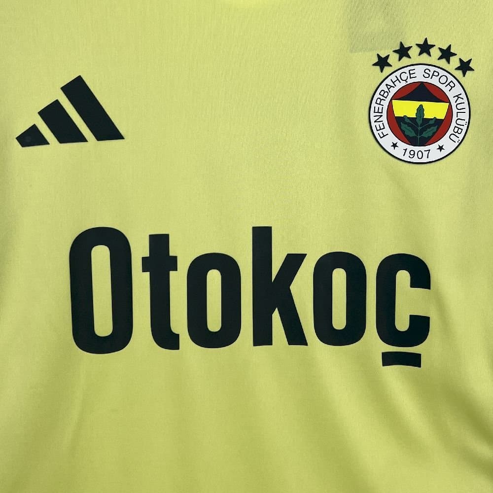 Fenerbahce 2025/26 2ª Eq. — vista trasera