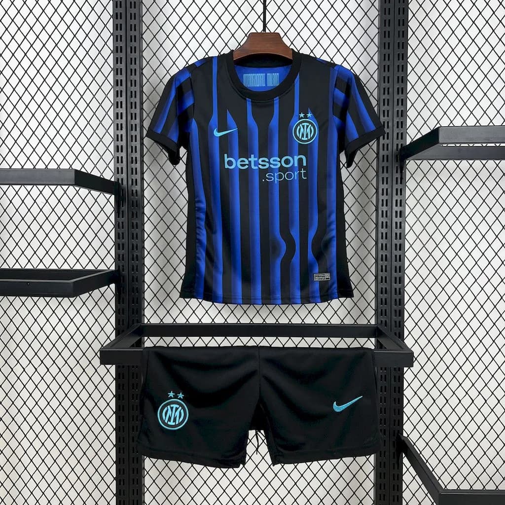 Inter de Milán 2025/26 1a Eq. Niño — vista frontal