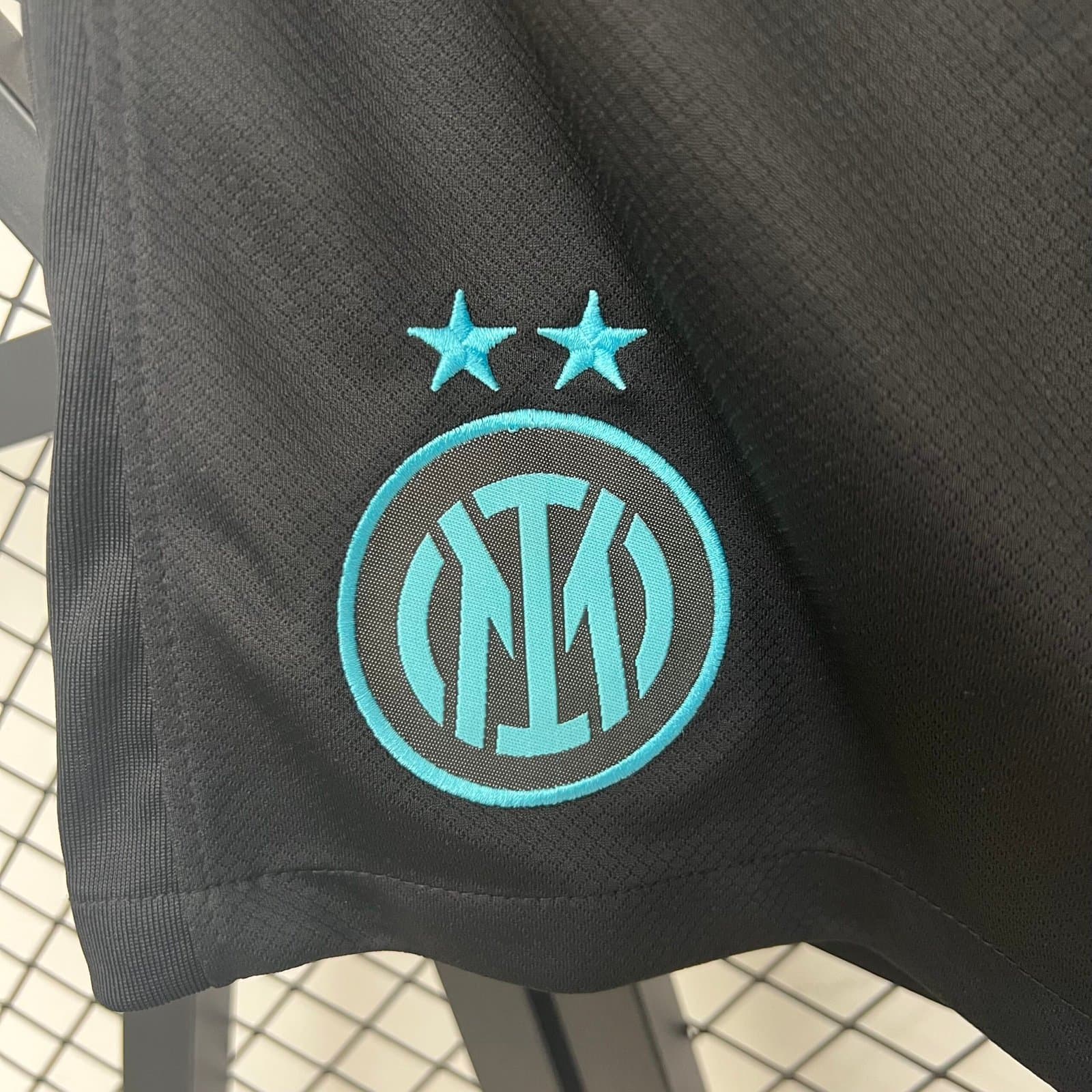 Inter de Milán 2025/26 Pantalón 1ª Eq. — vista trasera