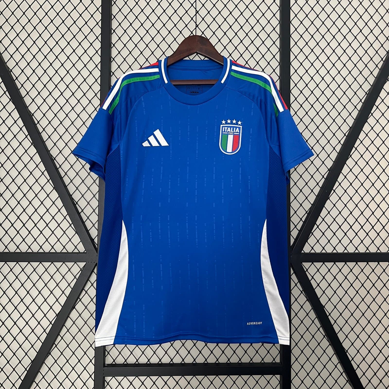 Italia 2024 1a Eq. — vista frontal
