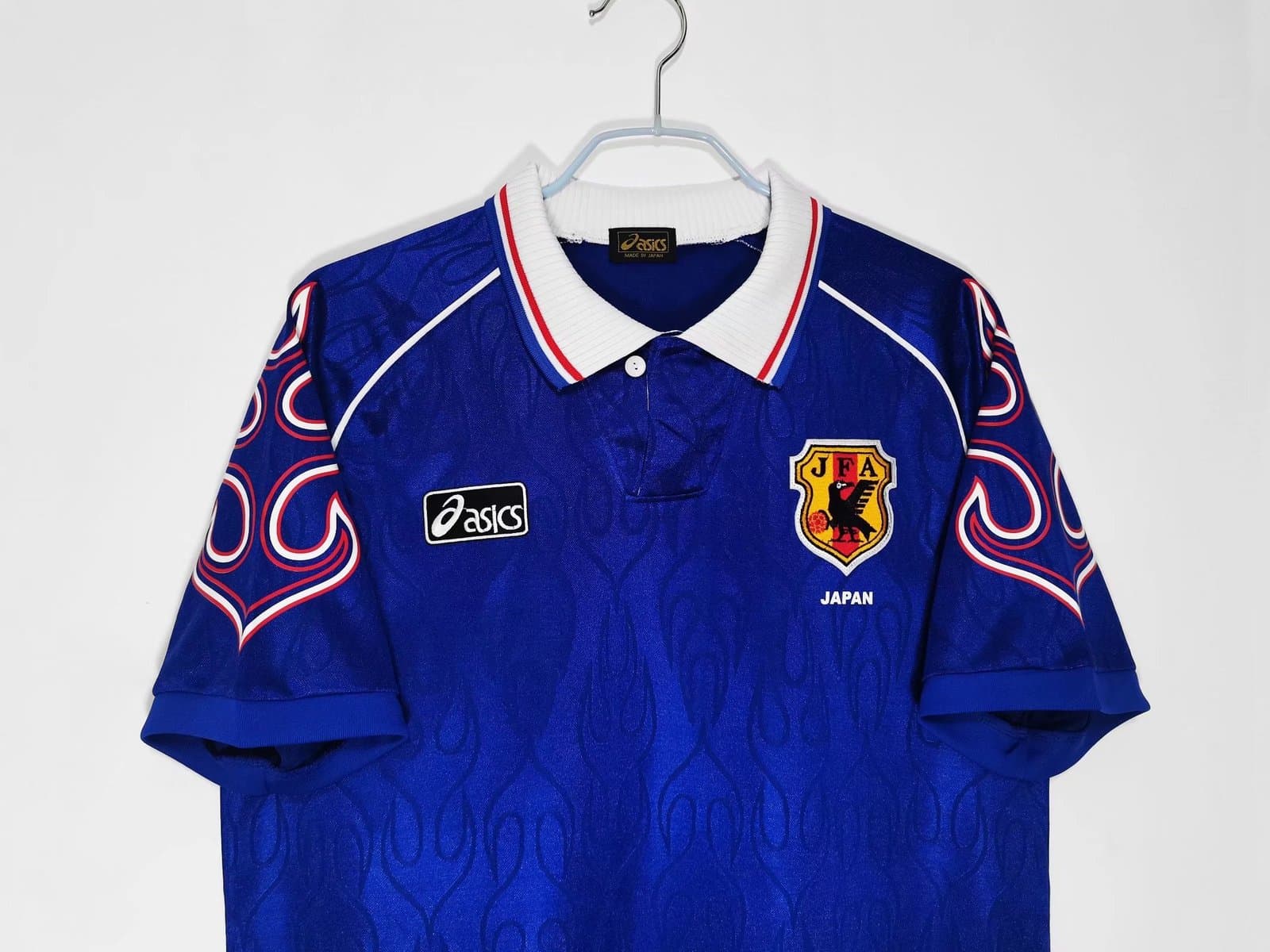 Japón 1998/99 1a Eq. — detalle