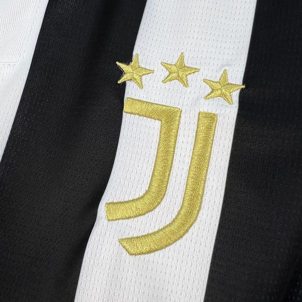 Juventus 2026/27 1a Eq. — vista trasera