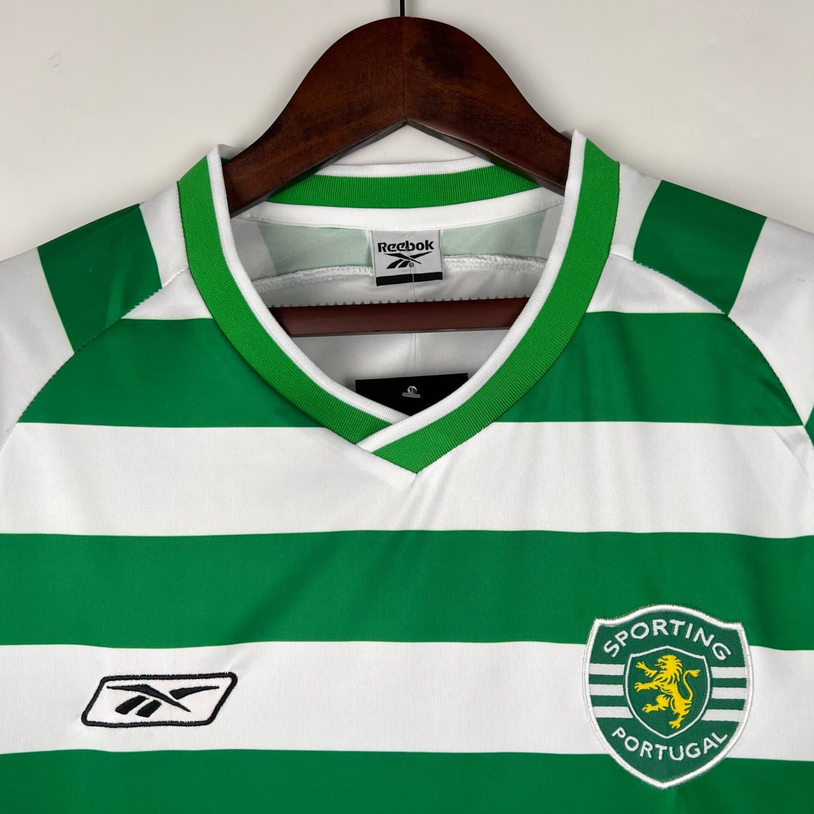 Sporting Lisboa 2003/04 1a Eq. — vista trasera
