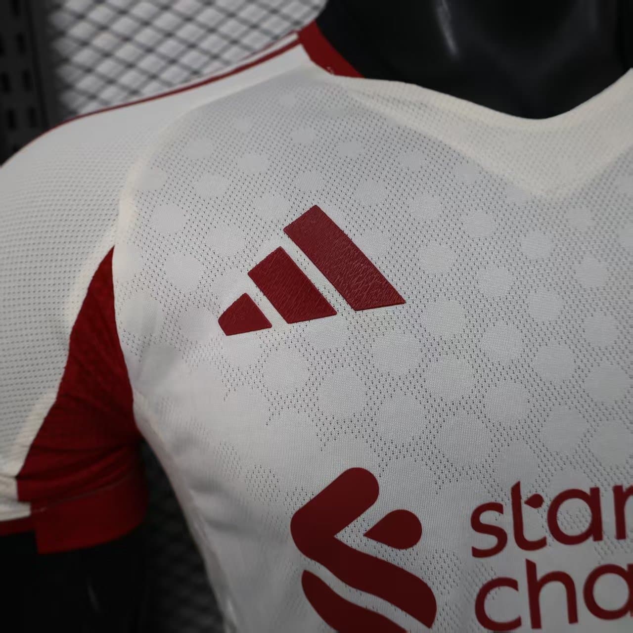 Liverpool 2025/26 2a Eq. (Ed. Jugador) — detalle