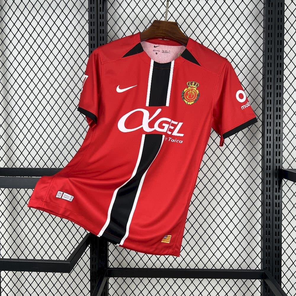 Real Mallorca 2025/26 1a Eq. — vista frontal
