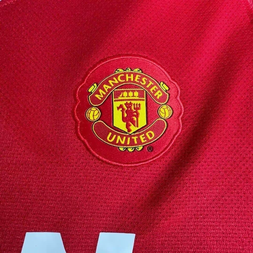 Man. United 2010/11 1a Eq. — detalle