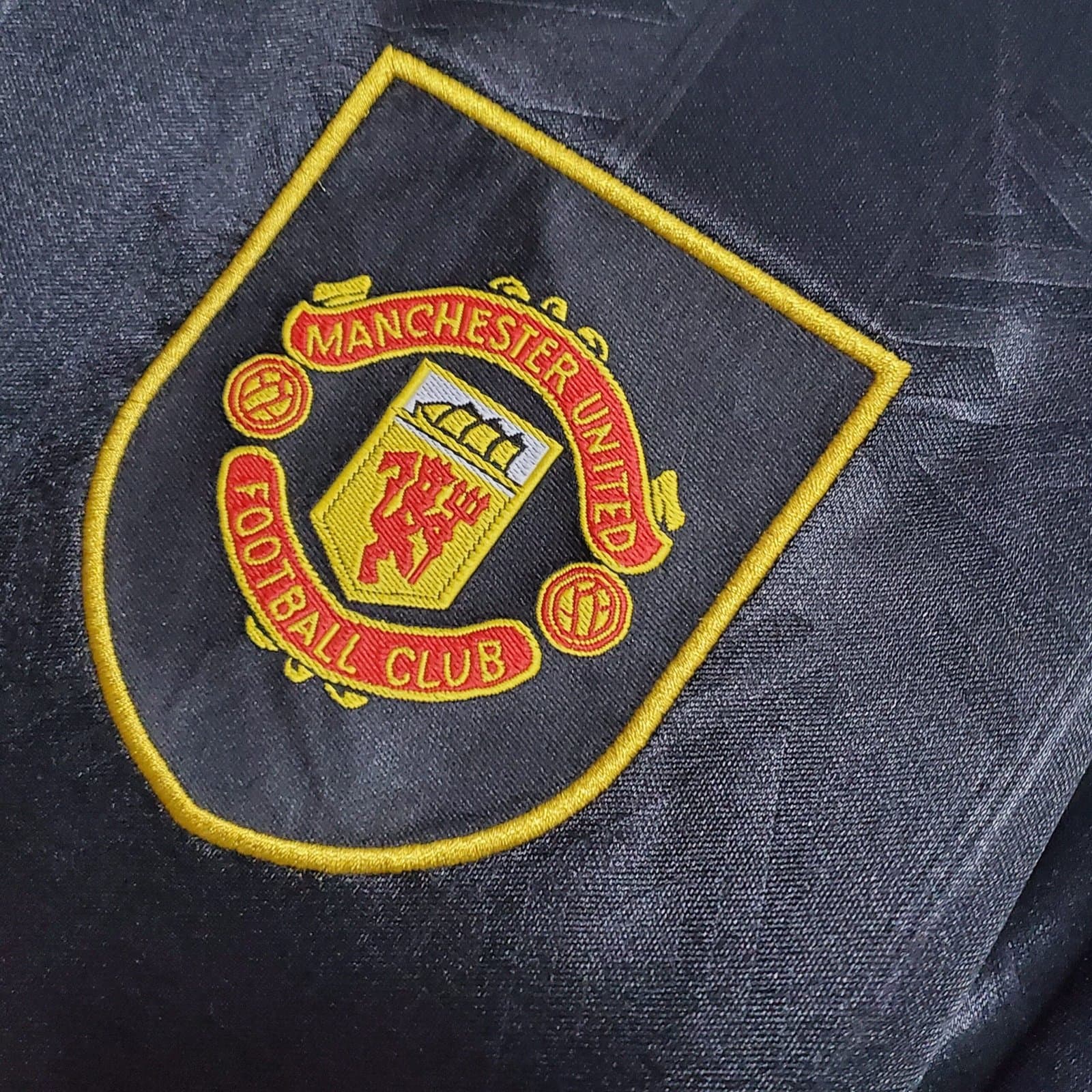 Man. United 1993/95 2a Eq. — detalle