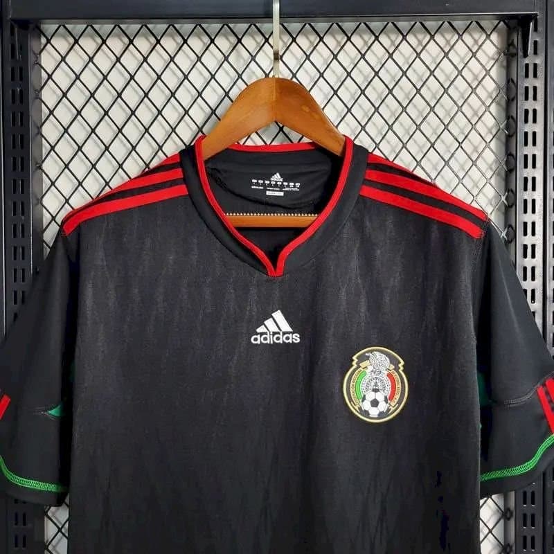 México 2010 2a Eq. — vista trasera