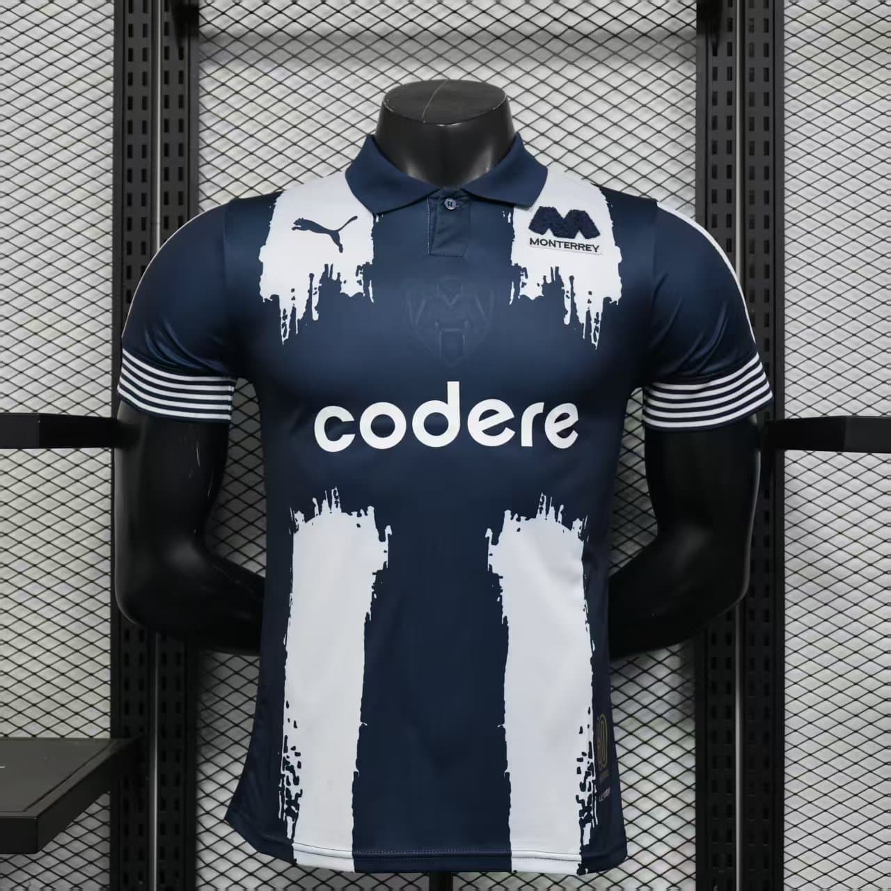 Monterrey 2025/26 1a Eq. 80 Aniversario (Ed. Jugador) — vista frontal