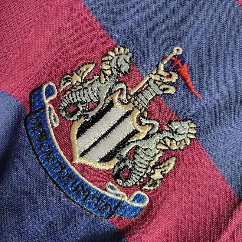 Newcastle 1995/96 2a Eq. — detalle