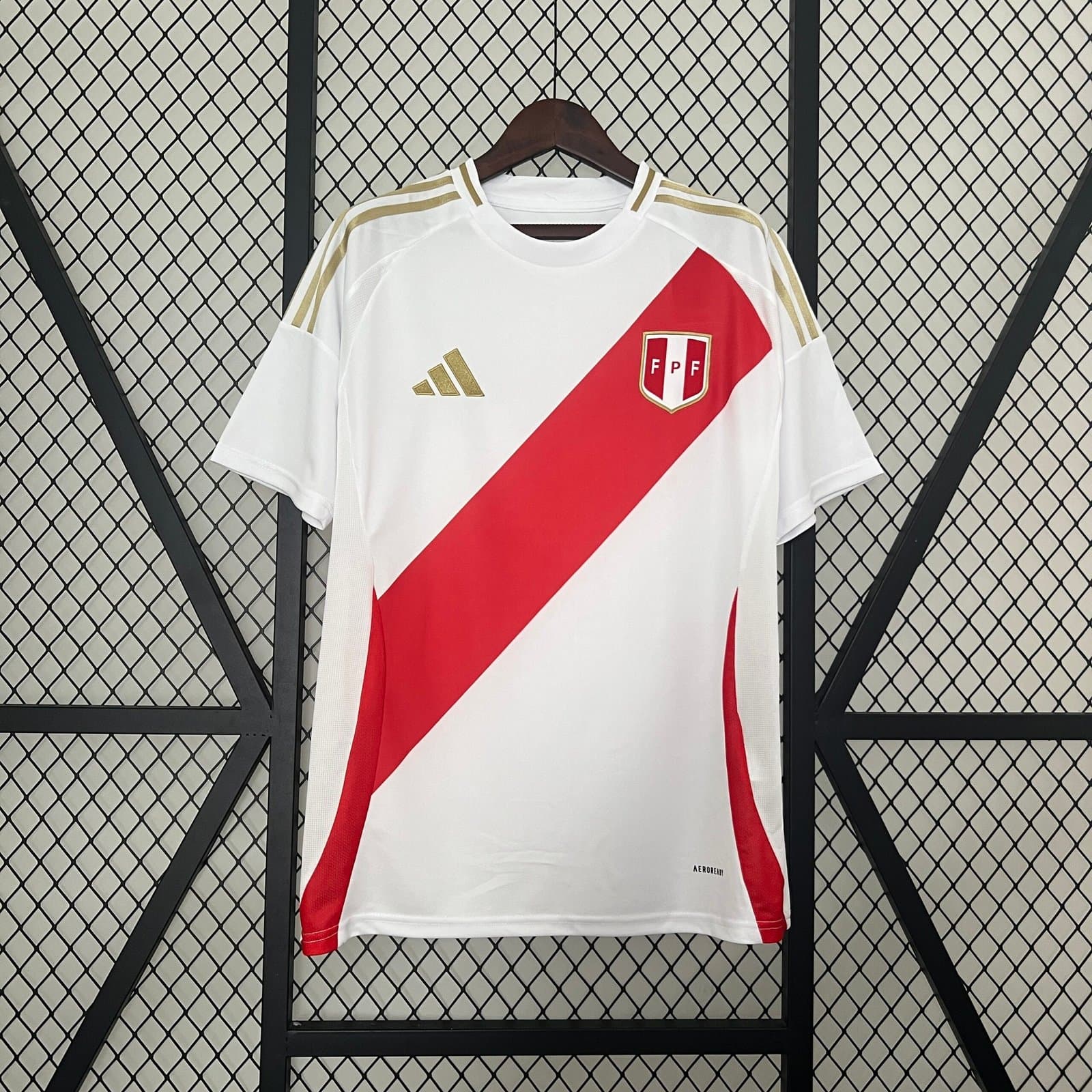 Perú 2024 1a Eq. — vista frontal