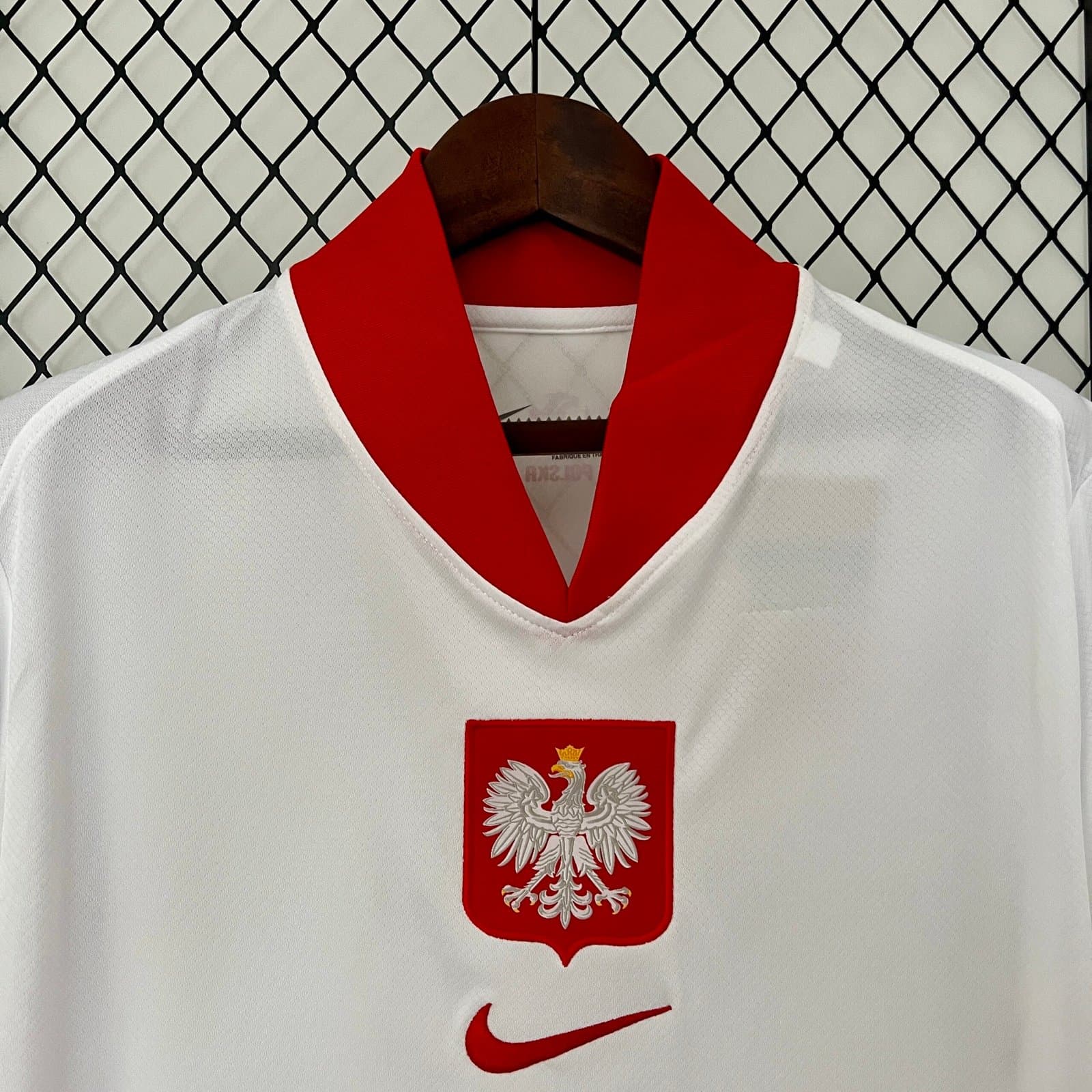 Polonia 2024 1a Eq. — vista trasera