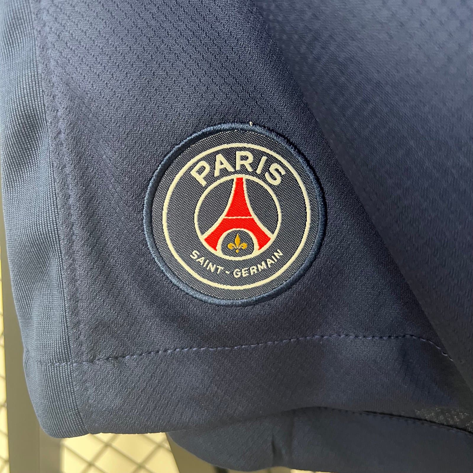 PSG 2025/26 Pantalón 1ª Eq. — vista trasera