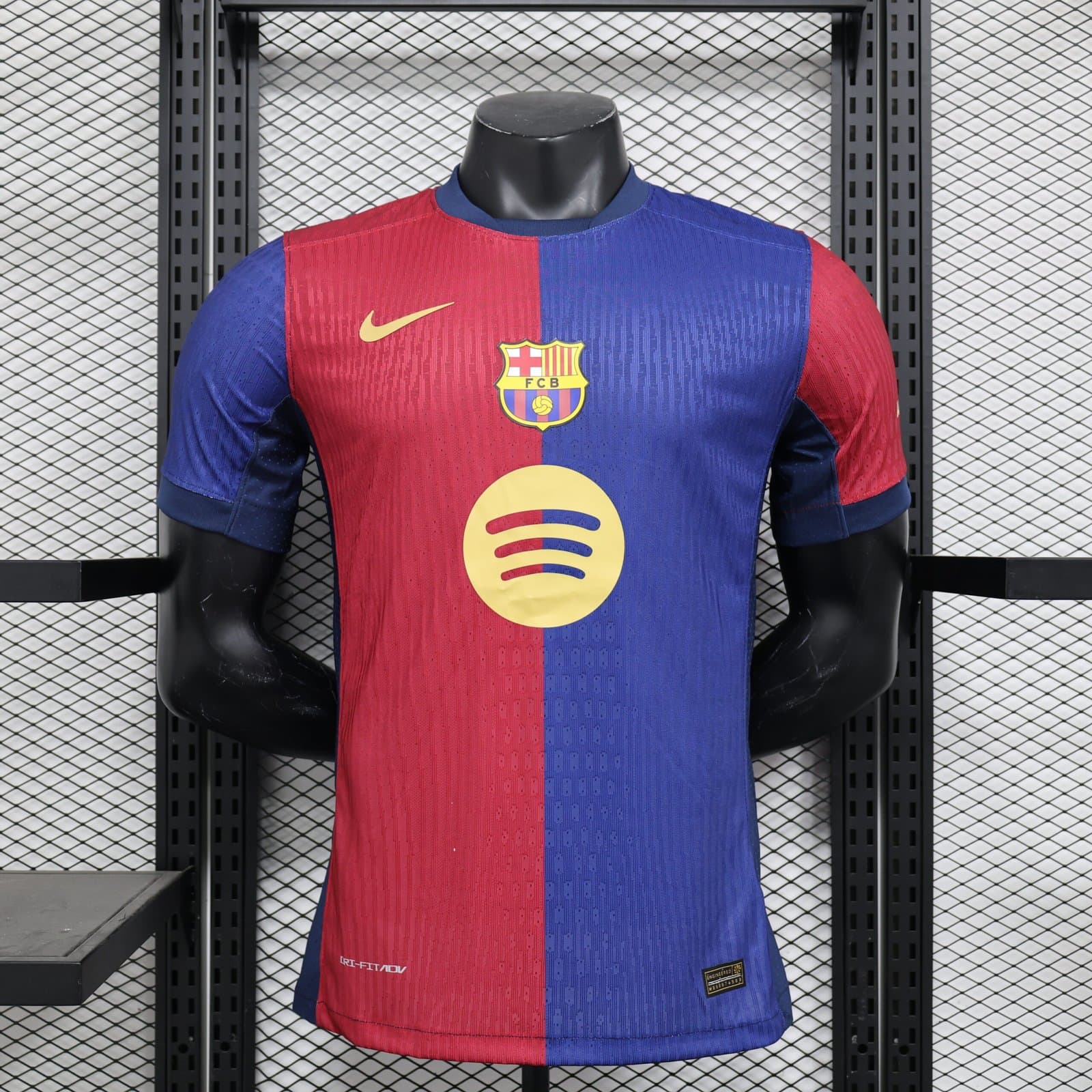 FC Barcelona 2024/25 1a Eq. (Ed. Jugador) 2 — vista frontal