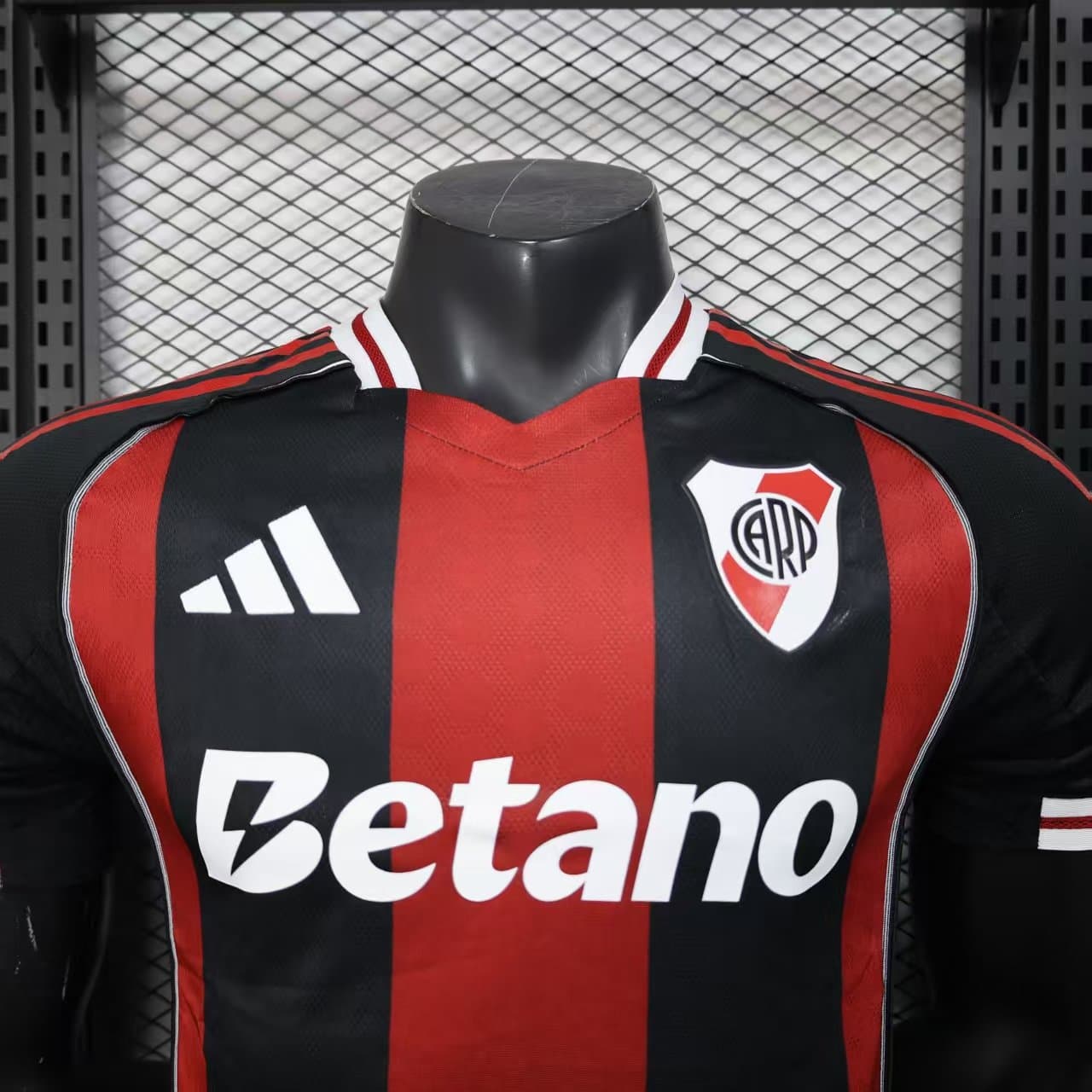 River Plate 2025/26 2a Eq. (Ed. Jugador) — vista trasera
