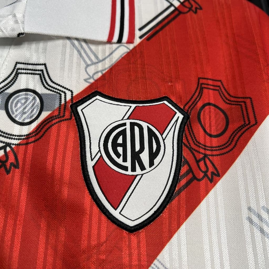 River Plate 1996/98 1a Eq. — vista trasera