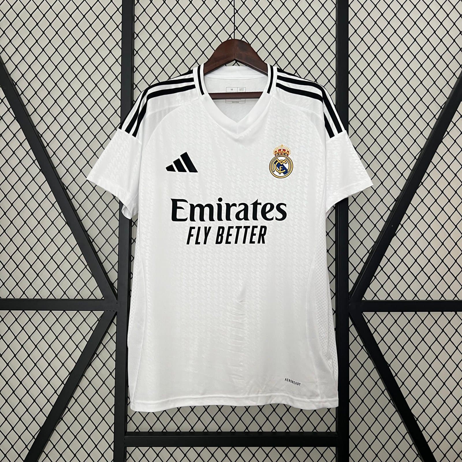 Real Madrid 2024/25 1a Eq. — vista frontal